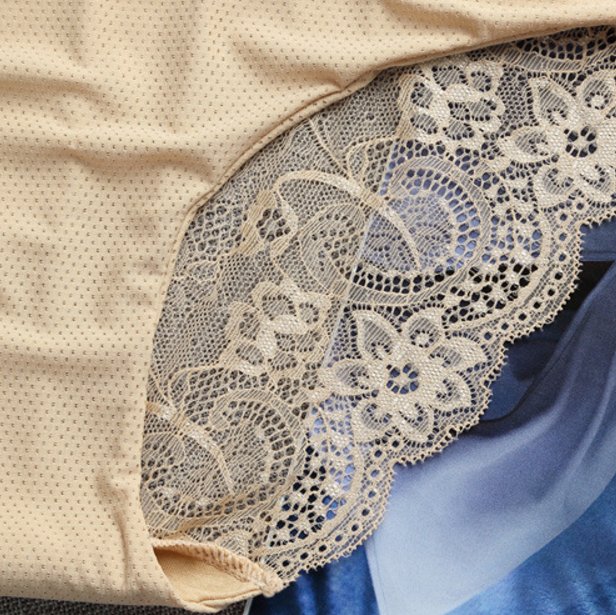 越来越多三四十女人，睡觉不穿睡衣，只穿透明裤，透气不失女人味