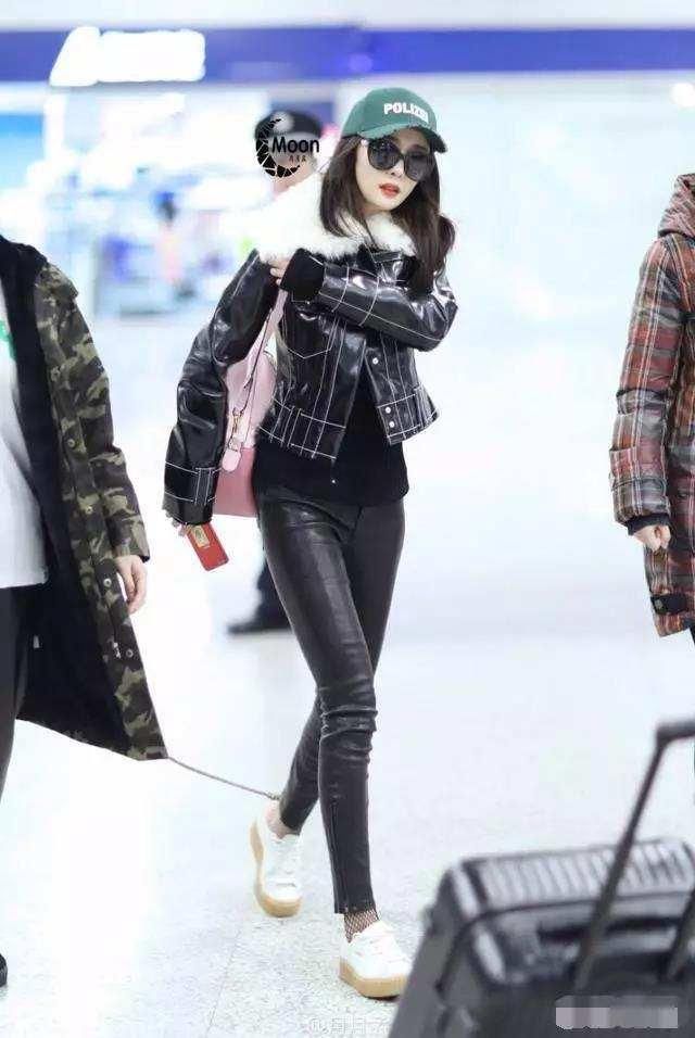 张韶涵把皮裤穿出了刘雯般的高级感，邓紫棋换上渔网裤效果也神奇