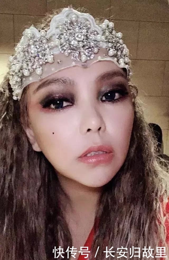 『感觉』46岁张惠妹近照胖至200斤，胖成大妈原因让经纪人都感觉无奈