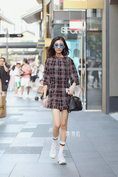 穿裙子千万别穿这些鞋，美哭了