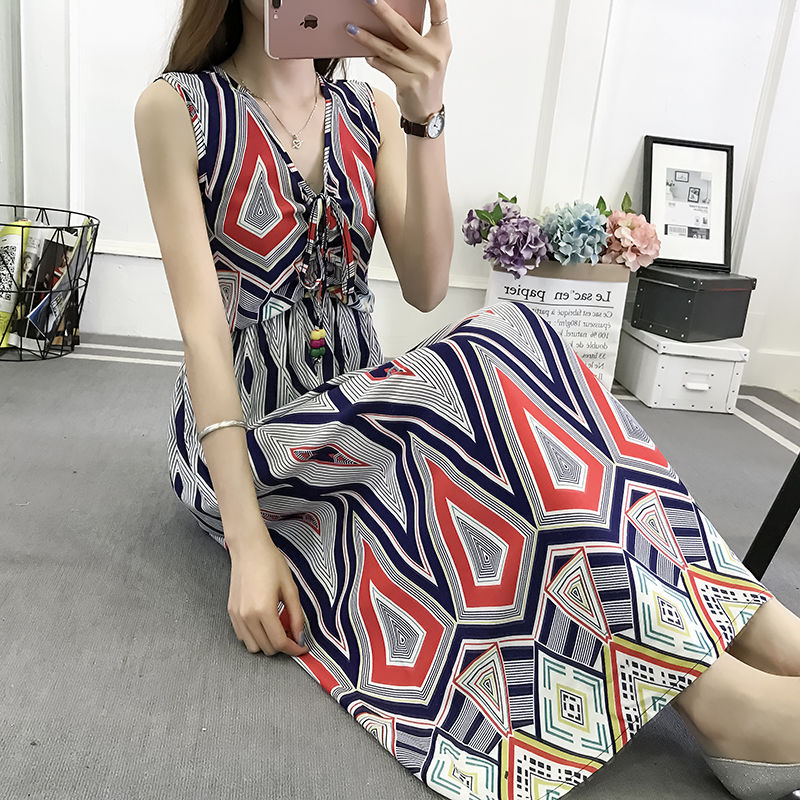 怪不得男朋友都去海滩，现在都敢这么穿，真受不了看一眼又一眼