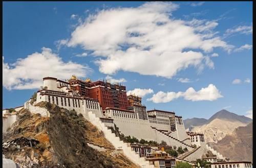 吉尼斯世界之最：海拔最高宫殿你们一定见过！最大建筑群在中国！