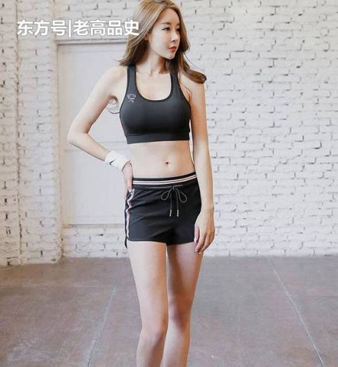  [优质]街拍:仙姿玉色的打底裤小姐姐，彰显优质女性的淑女气质！