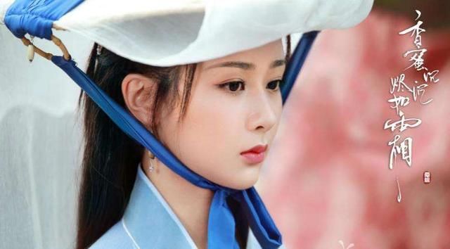 杨紫宣布分手，三个工作室发表声明，可是谁知道另有一人微博沦陷