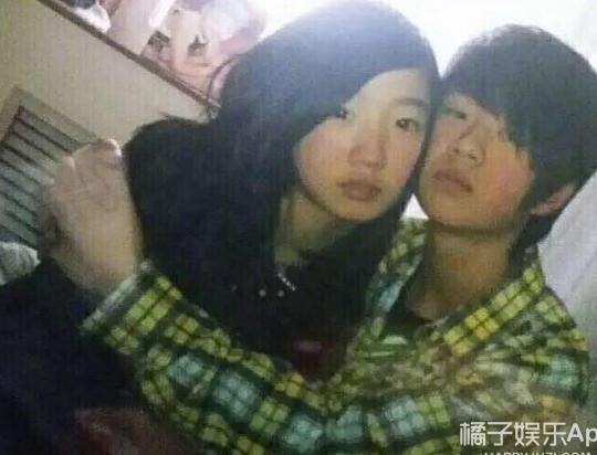 胡歌微博晒自拍被粉丝质疑 07快男合体引发回忆杀