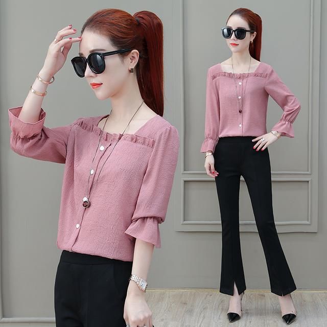 立秋穿毛衣容易出汗，瞧瞧这些小衫，搭配阔腿裤，美翻天