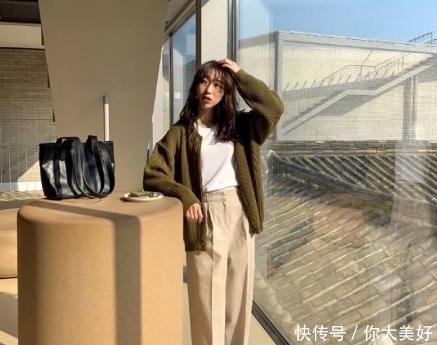带着几分@别纠结搭什么裙子?换它时髦指数飙升