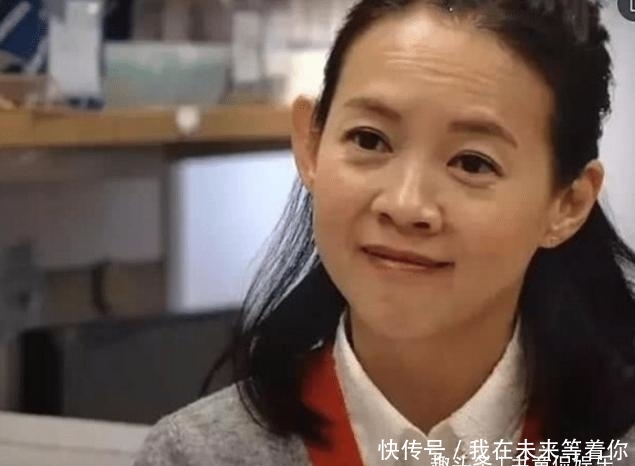  『女性』曾志伟大女儿已46岁，不结婚不生子皱纹疯长，越老越像曾志伟
