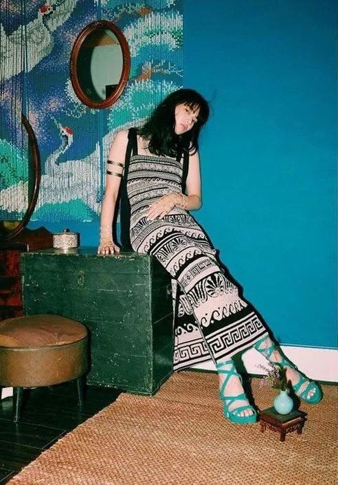 吊带裙真的百搭又好看