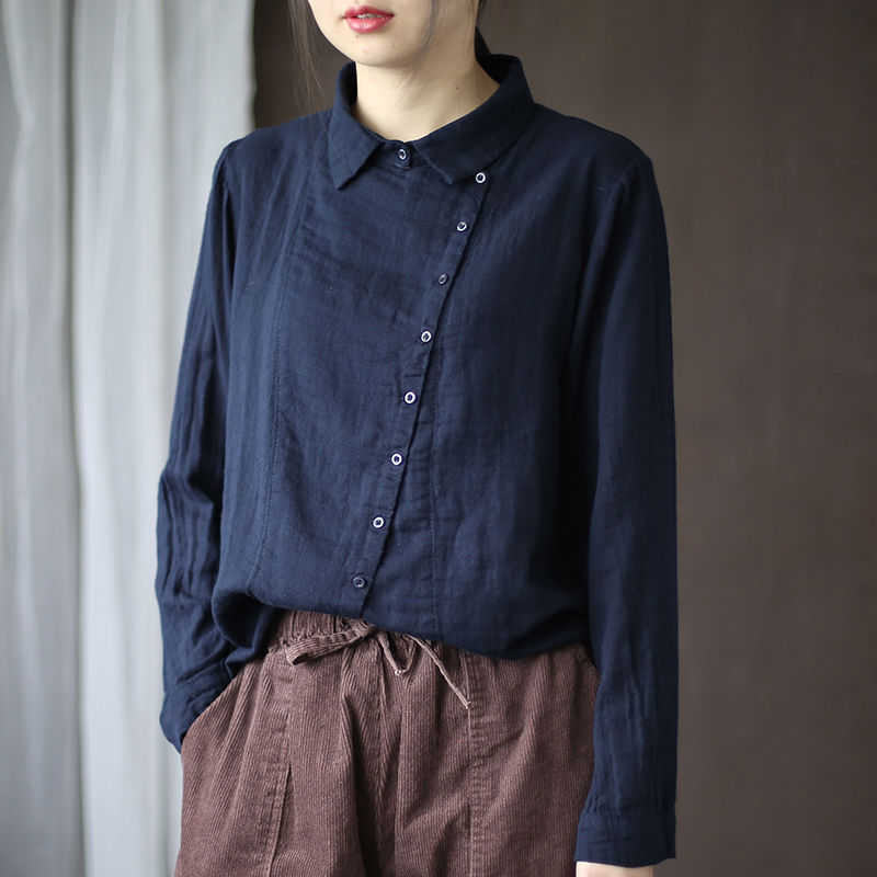 天，别再扎堆穿裙!试试棉麻开衫+衬衣，8070女人穿，超减龄