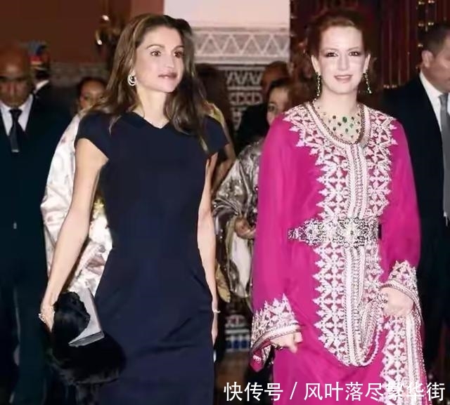 碾压:摩洛哥最美王妃,碰上高颜值的西班牙王后,靠一件民族服轻松碾压