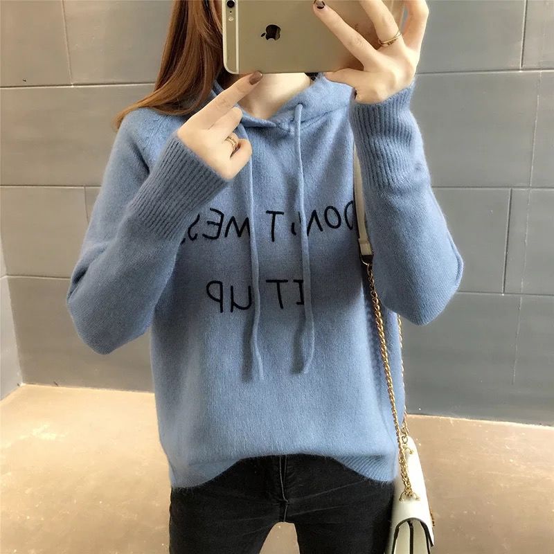 别再穿连衣裙了!现在女人流行这样穿，看看吧，一个比一个年轻