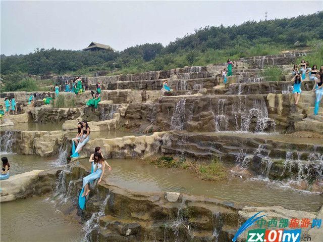 成年人的童话：方城七十二潭风景区惊现美人鱼留人间