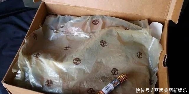 Timberland添柏岚■Timberland大黄靴拆箱,“踢不烂”是一双漂亮又好穿的鞋