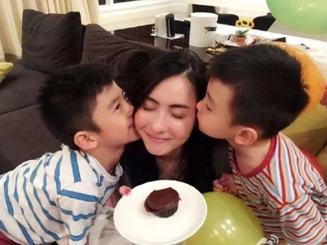 谢霆锋发微博求救 房间被淹情形危急, 被怒骂网友：黑粉太可怕