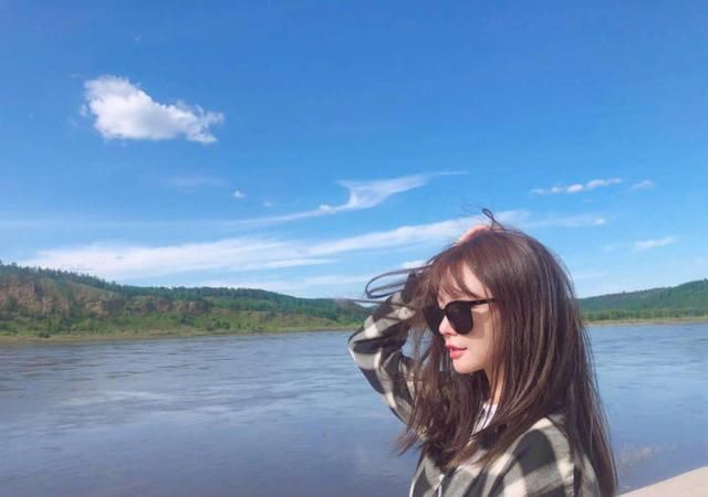 沈梦辰范儿最近不错，越发招人喜欢了，我的姐你咋又瘦了