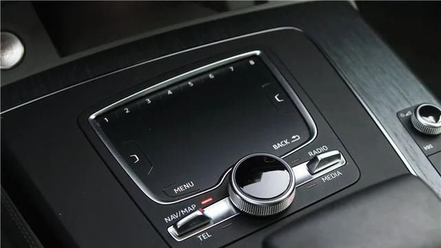 沃尔沃XC60■看“风云车”榜单 30-50万元SUV谁才是超值之选