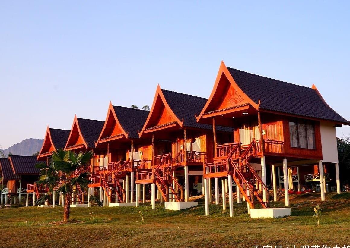 这个国家是亚洲“最懒”，当地人从30岁就养老，几乎每天都在过节