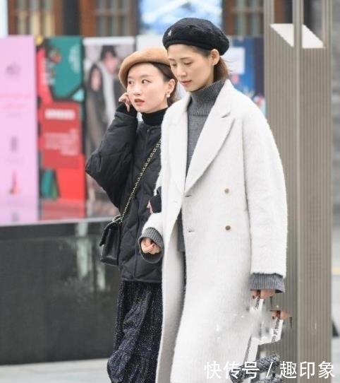  「难忘」街拍：优雅洋气的小姐姐，唯美的穿搭很动人，让人难忘