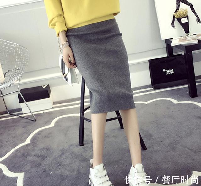 90后的职业女性, 穿短款包臀裙的时候别再搭配黑裤袜了, 不好看