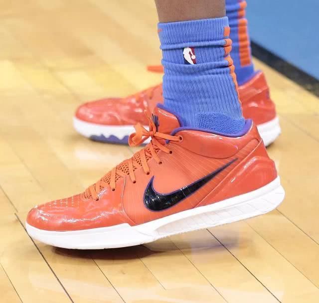  战靴@NBA球员上脚：亚历山大的球鞋，很多科比战靴和倒勾！