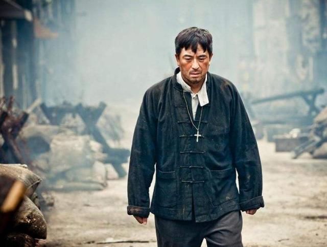 Angelababy一句话惹怒网友，张嘉译8个字曝光娱乐圈内幕！