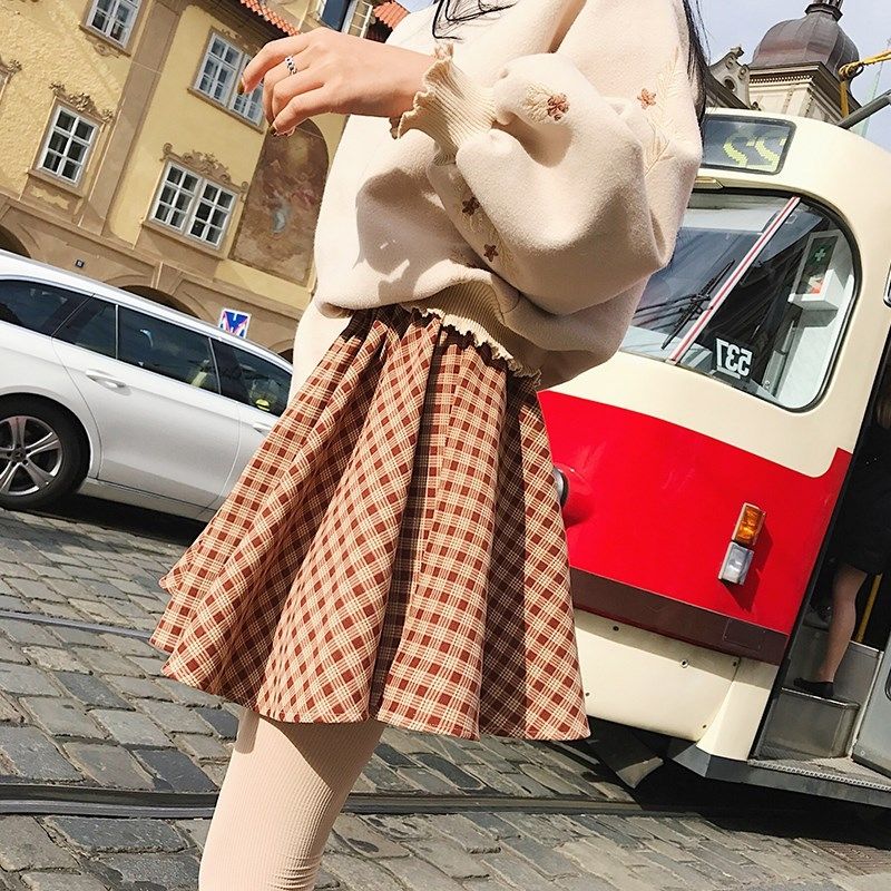 去了10次上海才知道“温柔”套装真的美翻，每款穿上都像细腿精