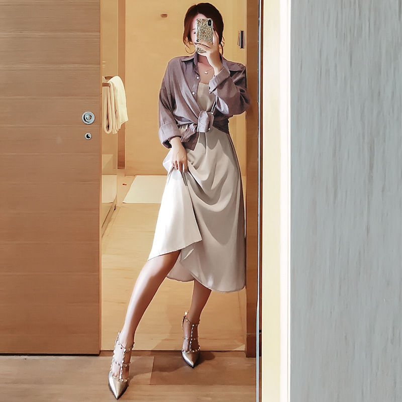 秋季又出新款了，这样大牌的女装真心太美，上身显瘦又气质