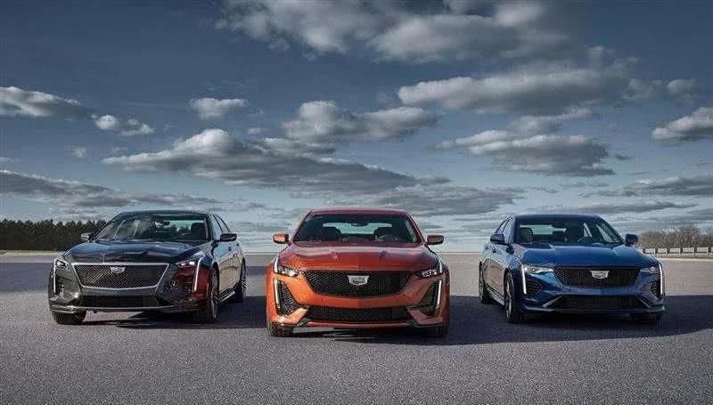  『豪车』年轻人买得起的豪车！皇室专用品牌，配2.0T引擎，品质不输宝马