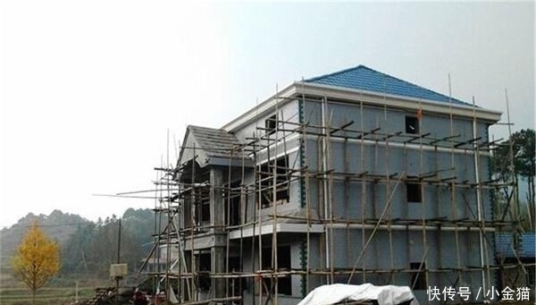  「惩罚」今年起，农村翻建房屋有新规定，5种情况禁止翻建，违者