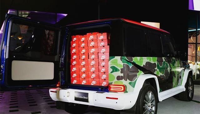  同款：迷彩奔驰SUV颜值绝了！同款配色Air Max系列下周登场