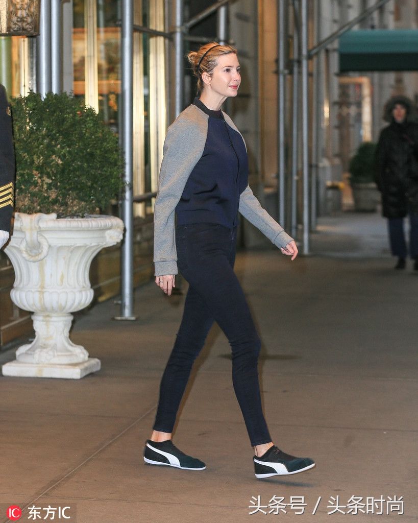 宣布关闭服装品牌专心从政的伊万卡特朗普 平时真的是美爆了