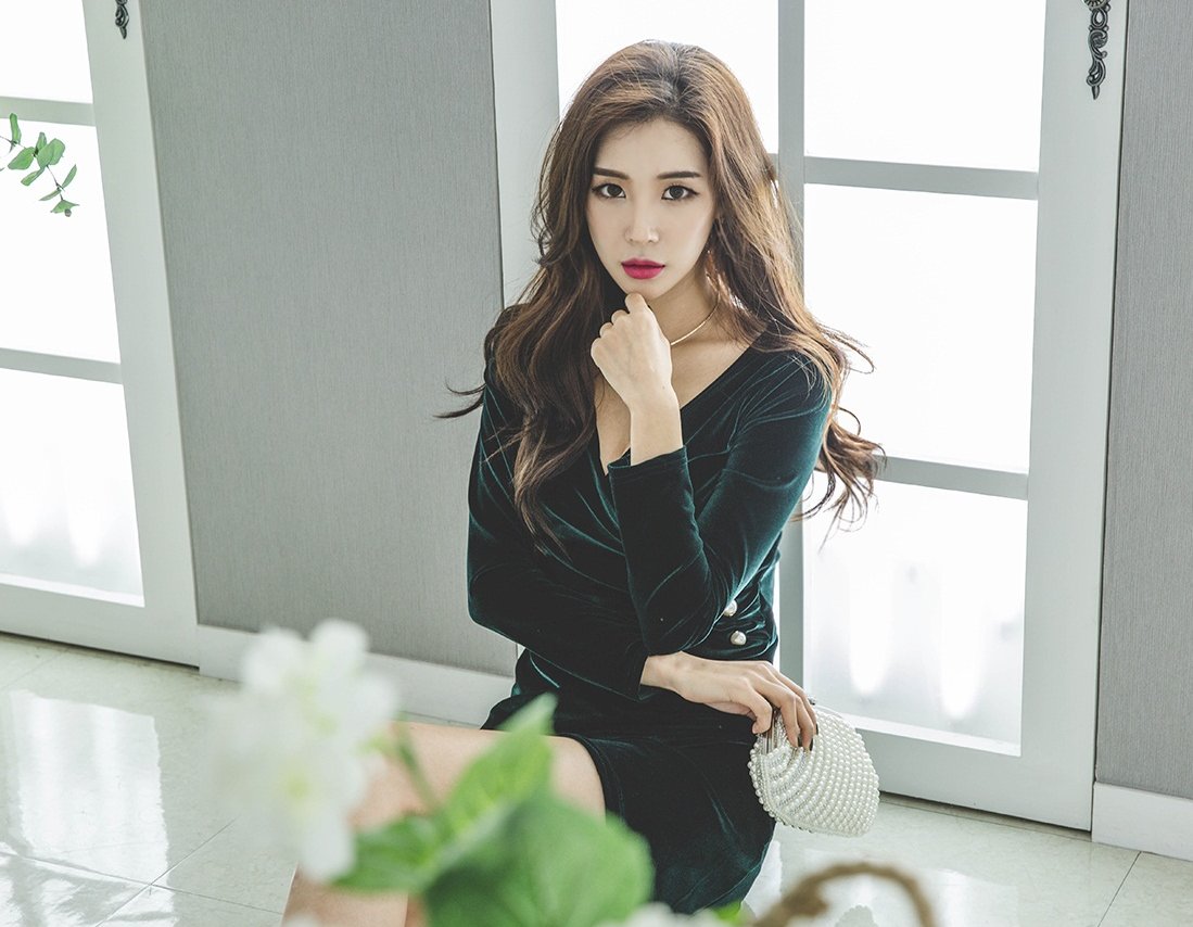 朴次茅斯云深处荧光礼裙