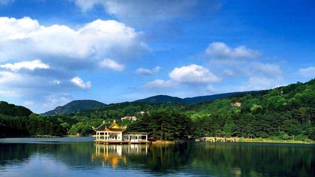 江西11地市GDP排行榜：南昌5000亿，赣州2500亿，九江2407亿