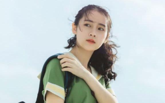 扎头发和披头发对外表分别有什么影响?网友:关键看脸型!