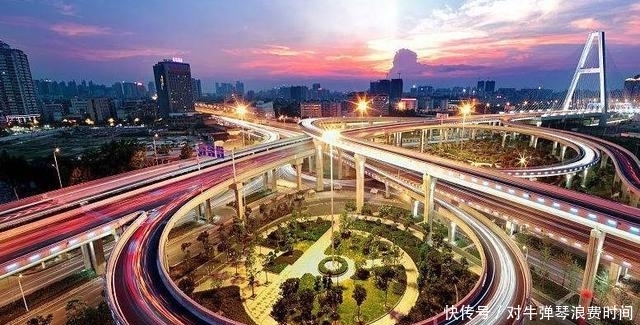  【gdp】国家正在修建一条跨越5省的高铁“大动脉”，带动多个地