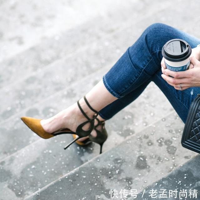  「尖头」尖头绑带系高跟鞋，时尚又女人味十足，彰显轻熟女的魅力