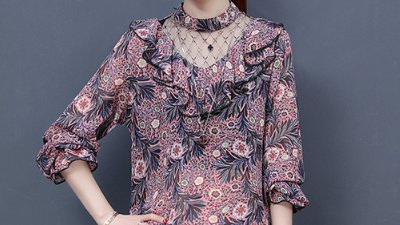 太美了!比真丝还时髦的秋衫，44岁表姐买5件，看得我一愣一愣