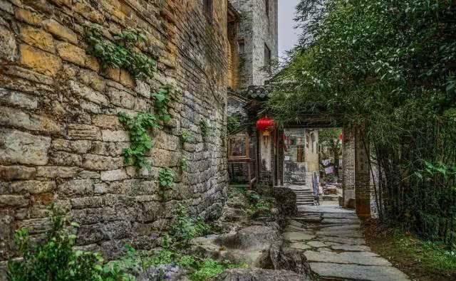 最美的享受，不用出国门，找一个小镇，任时间慢慢流淌