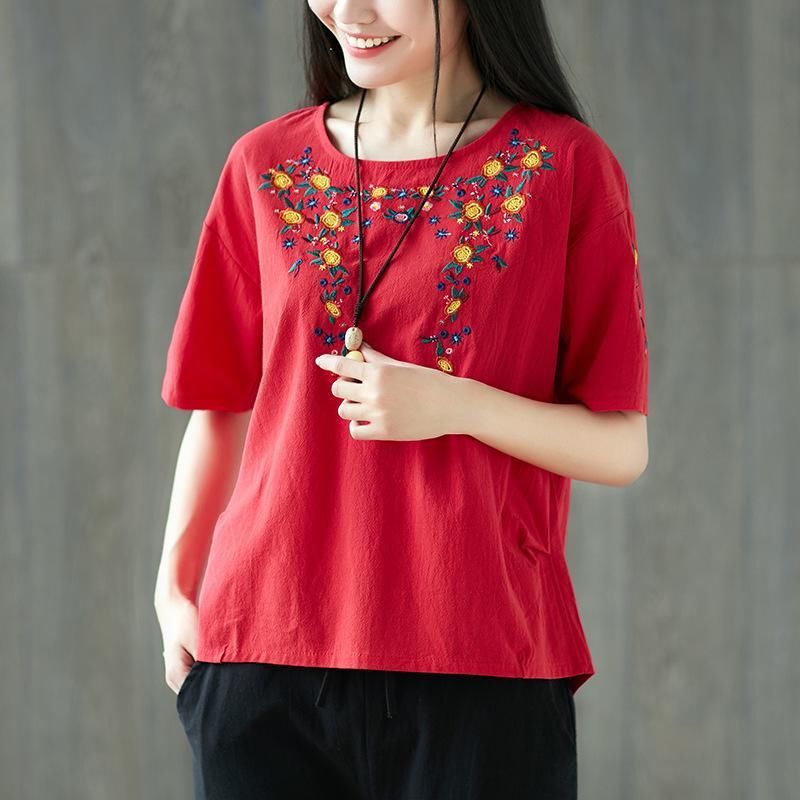 女人过45岁别穿短裤了，丑!学学下面大姐，嫩减21岁美炸天