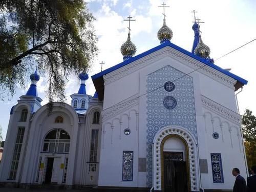 探秘比什凯克东正教复活教堂,感受中亚前苏联风情