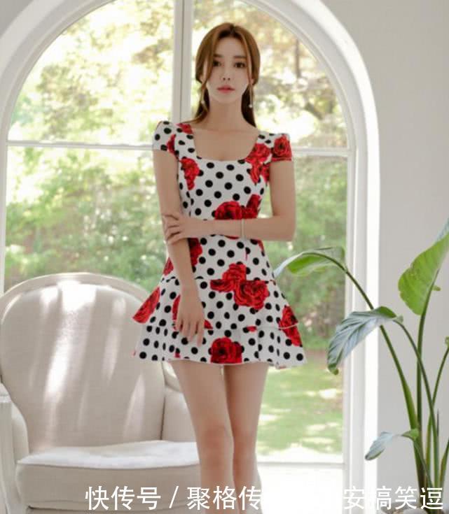 孙允珠，红玫瑰黑点性感连衣裙，网友：我最喜欢她的小蛮腰！