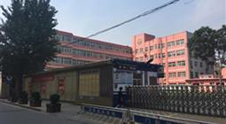 宁波警方通报大妈摔手机事件后续 大妈摔手机被人肉同名男教师张