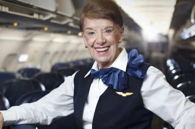 为什么美国会让大妈来当空姐，有什么优势吗?网友:不想吐槽