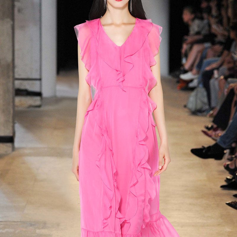 第一次见到这么美的欧式连衣裙，比碎花裙美百倍，路人都能变女神