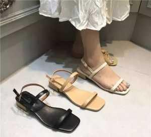  【设计】还在穿老爹鞋、小白鞋？夏季更流行这5款凉鞋，秒有大长腿！