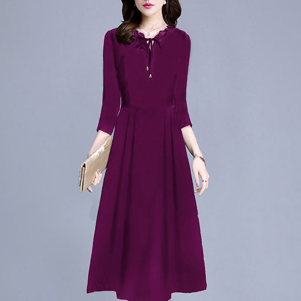 如果你真的很有钱，就别穿真丝了!买件这欧版装，减龄更高雅