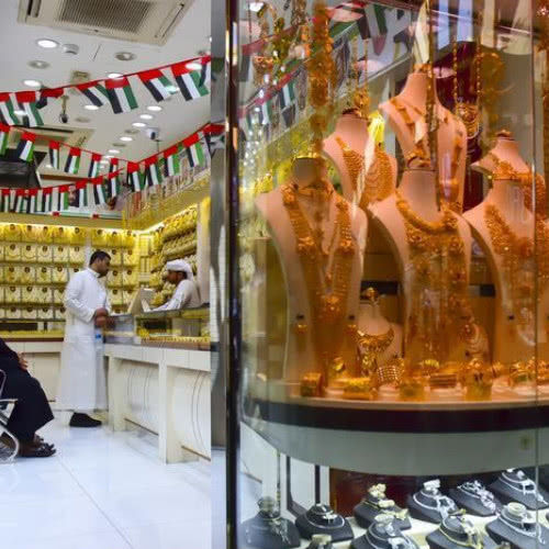 逛世界最牛的黄金市场，买黄金像买菜，最大一颗金戒有64公斤!