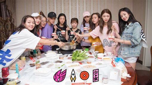 悄悄复工？成团16天爆解散 火箭少女“一张照片”破谣言