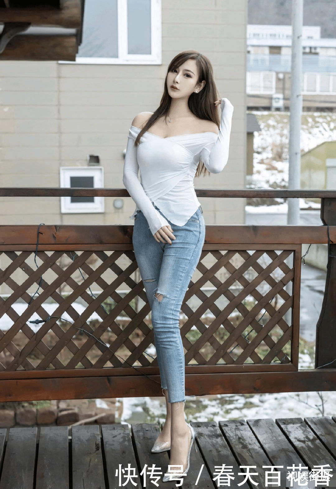 #邻家#邻家小妹“时髦”的穿搭,展现都市丽人的清新气质